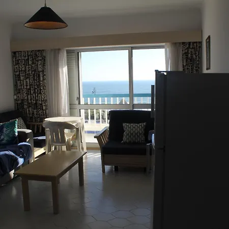 Concord Amazing First Line Sea View דירה